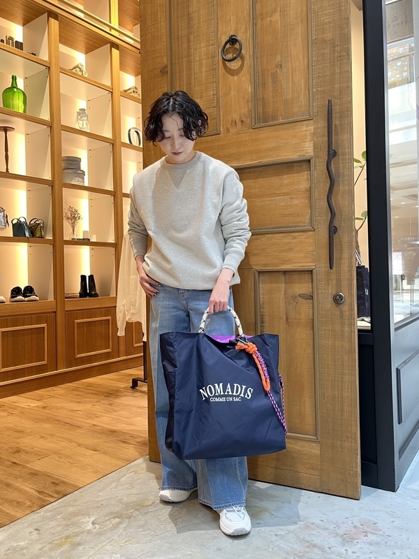 mei | 毎年人気のノマディス ナイロントートバッグ✮ | 特集詳細 