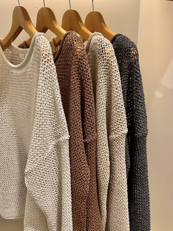 クリーニング済み　極美品　epidemique 和紙　編み込みベージュニット ルーシュ大塔店 | まわりと差がつく注目の“和紙ニット” | 特集詳細