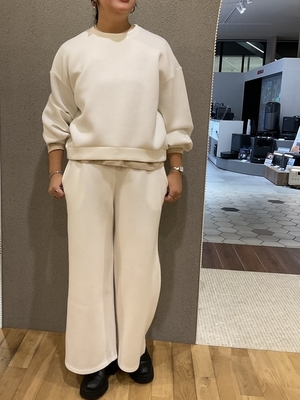 今期Le Melange ロゴ入りチノパン　マレットメット 今期Le Melange ロゴ入りチノパン マレットメット